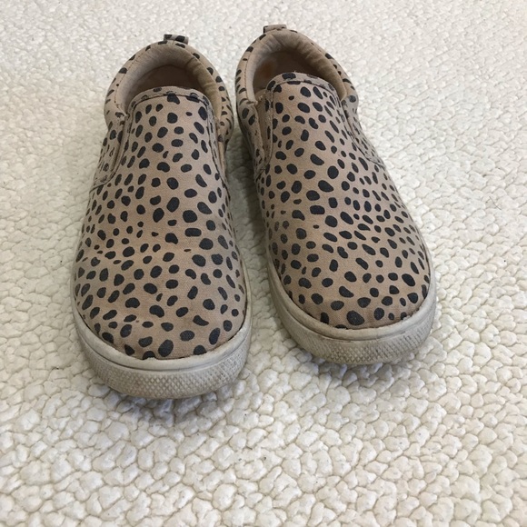 Girls Cat & Jack Slip On Brown w/ Dark Brown Spots Fashion Sneaker Shoes
Youth 2 - Picture 11 of 16